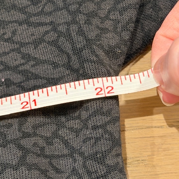 Rare Men's Jordan Elephant Print Cowneck Hoodie Dryfit XL - Picture 4 of 7